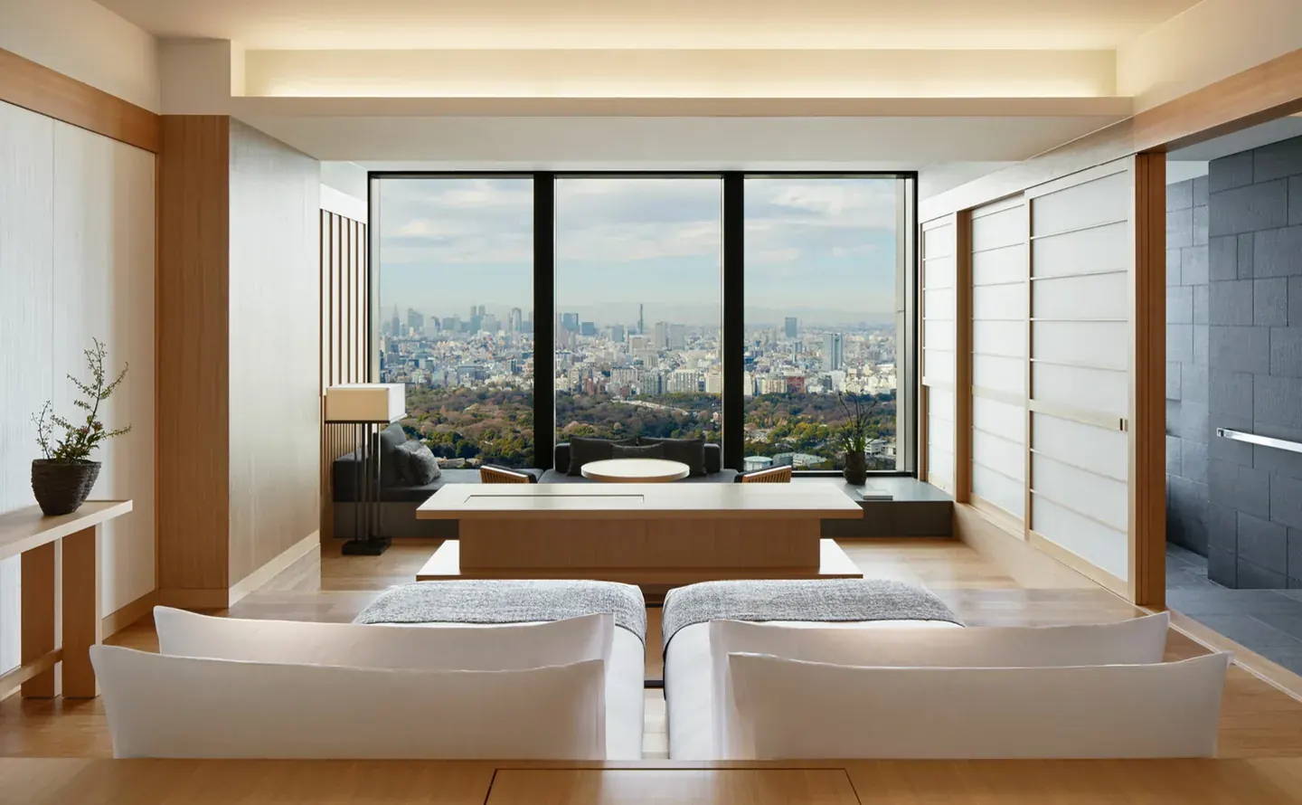 Best Hotel Amenities for Productive Business Travel